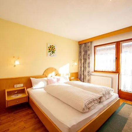 Guest house Alpenrose Serfaus