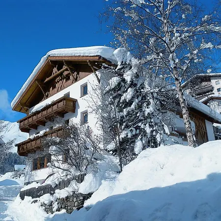 Haus Alpenrose 3*