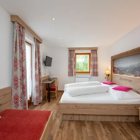 Alpenrose Guest house Serfaus