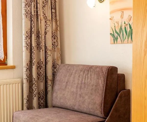 Alpenrose Guest house 3*