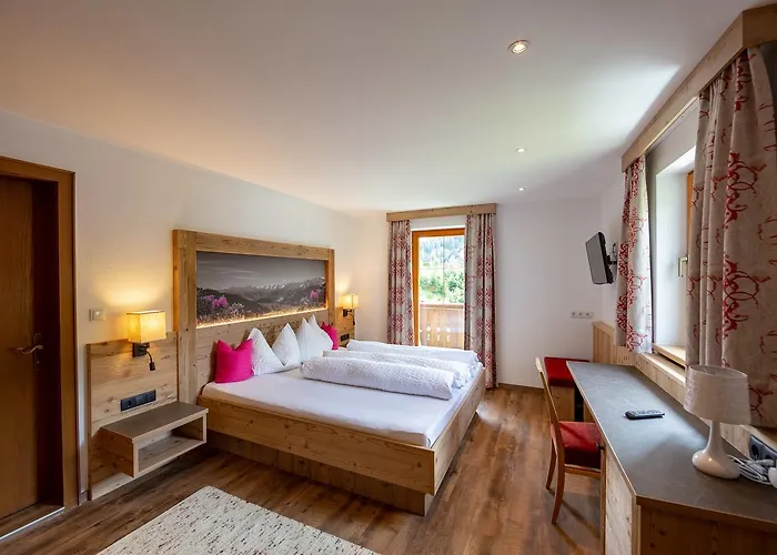 Guest house Alpenrose 3*