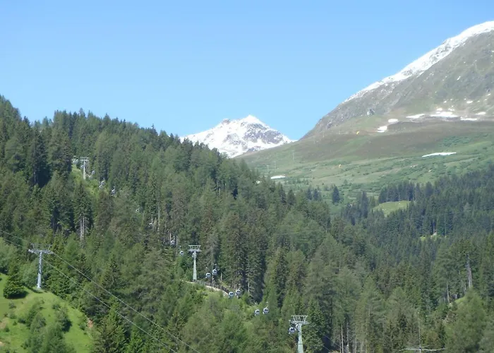 Alpenrose Guest house 3*