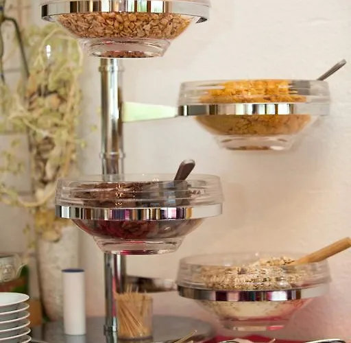 בית הארחה Alpenrose 3*